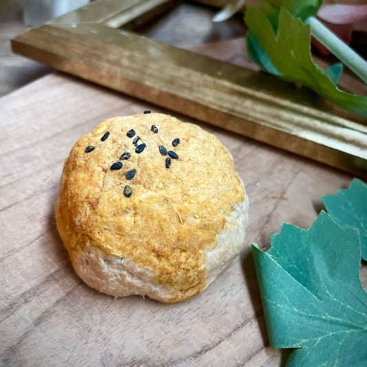 Mid Autumn Dan Huang Su (Pork) - 1pc